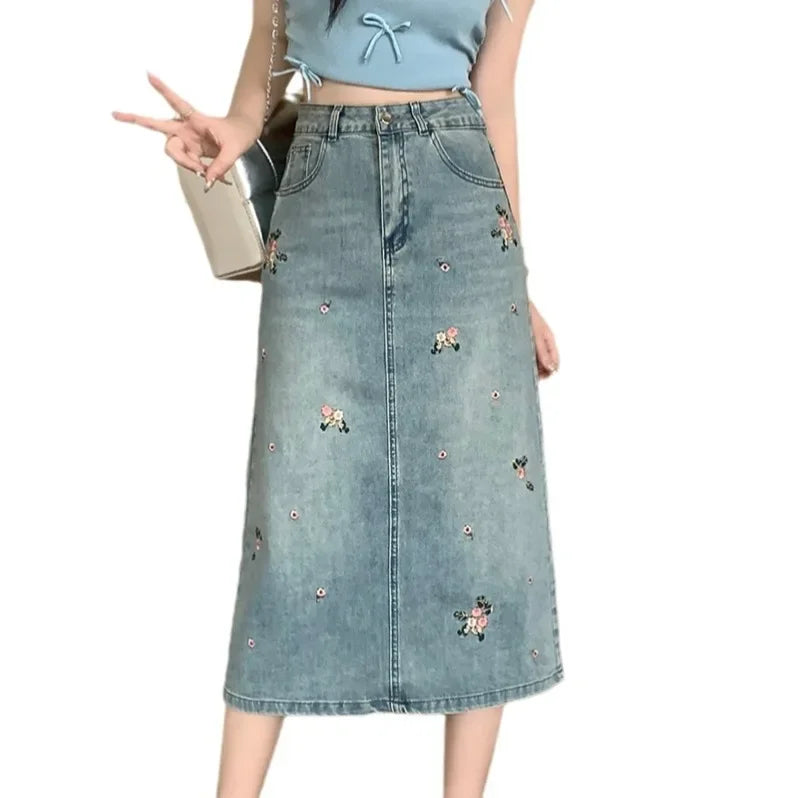 Plus Size 2024 Summer New Plus-Size High-Waisted Embroidered Side Slit Slimming Denim Skirt Women's Plus Size Half-Length Skirt